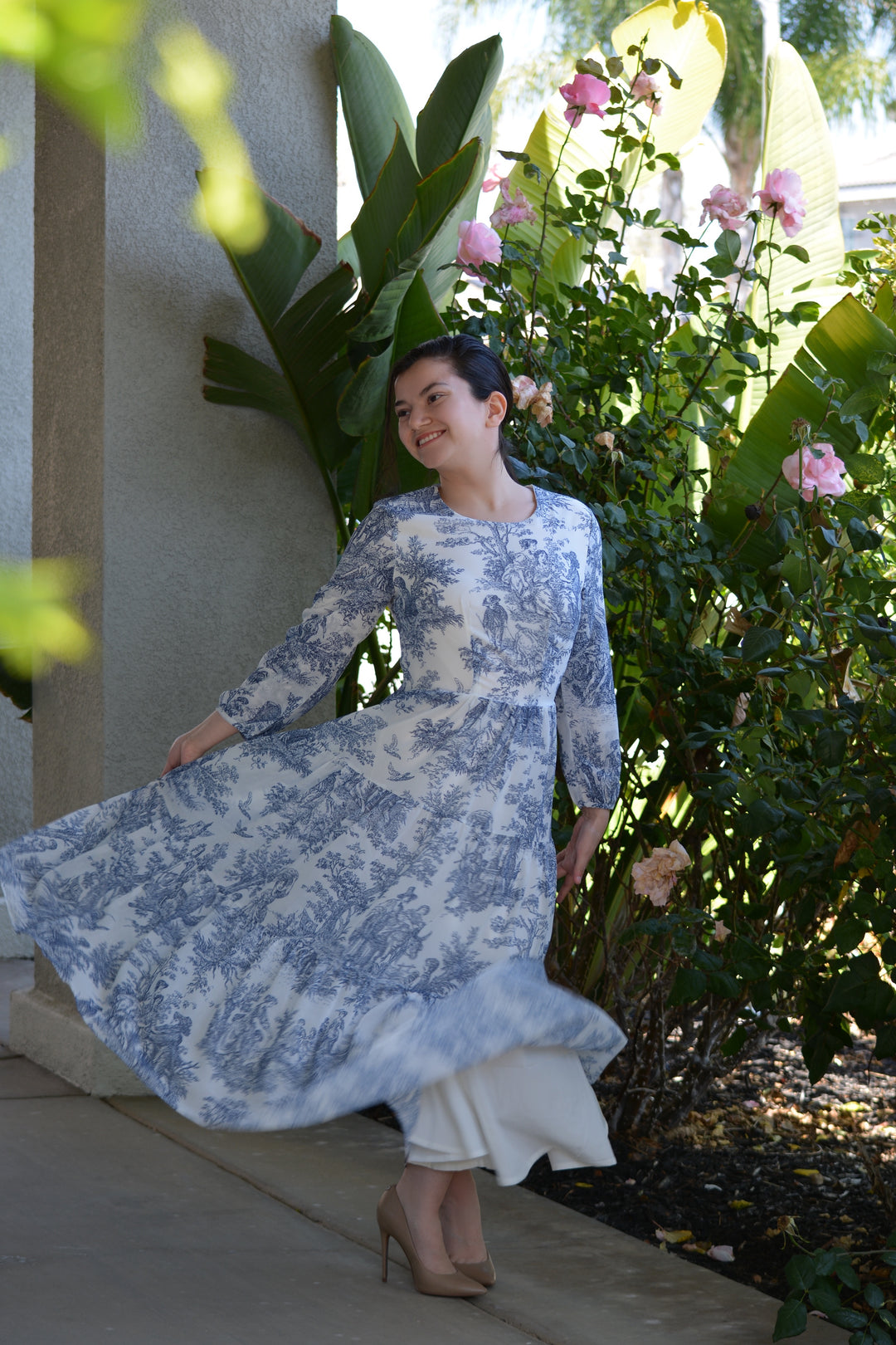 New Marbella Navy Toile Maxi Dress – Skirt Society