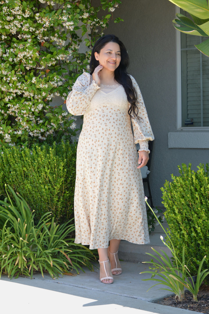 chinese dress ladies Ever-Pretty Plus Size Lace Long Lantern Sleeves V-Neck A-Line Summer Formal Wedding Guest Dress main image 1