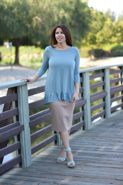 Molly Blue Gray Highlow Top