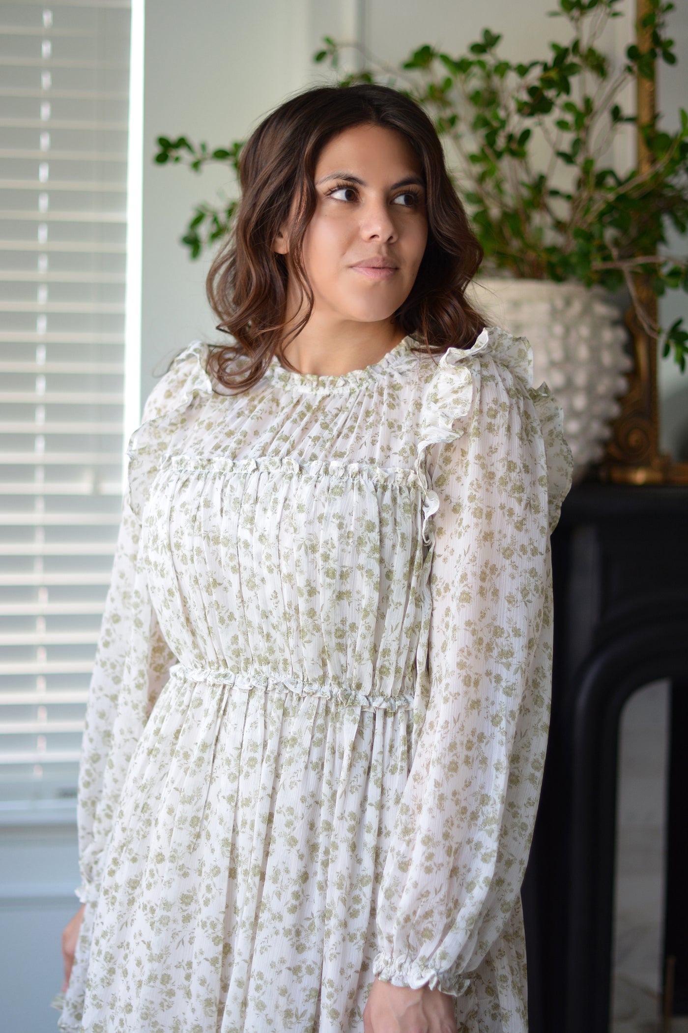Arianna Ivory Floral Midi Dress – Skirt Society