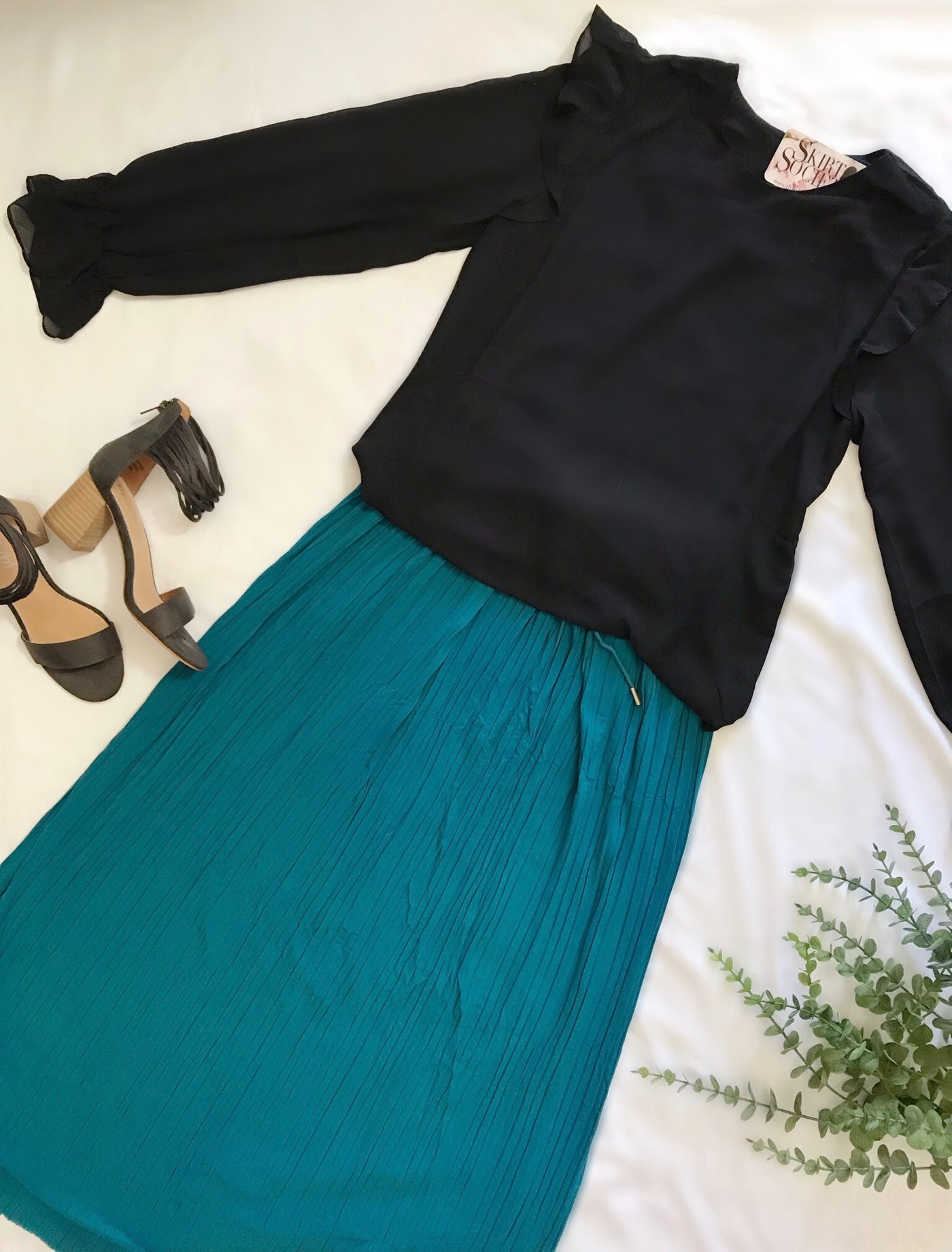 Reese Pleated Teal Maxi Skirt